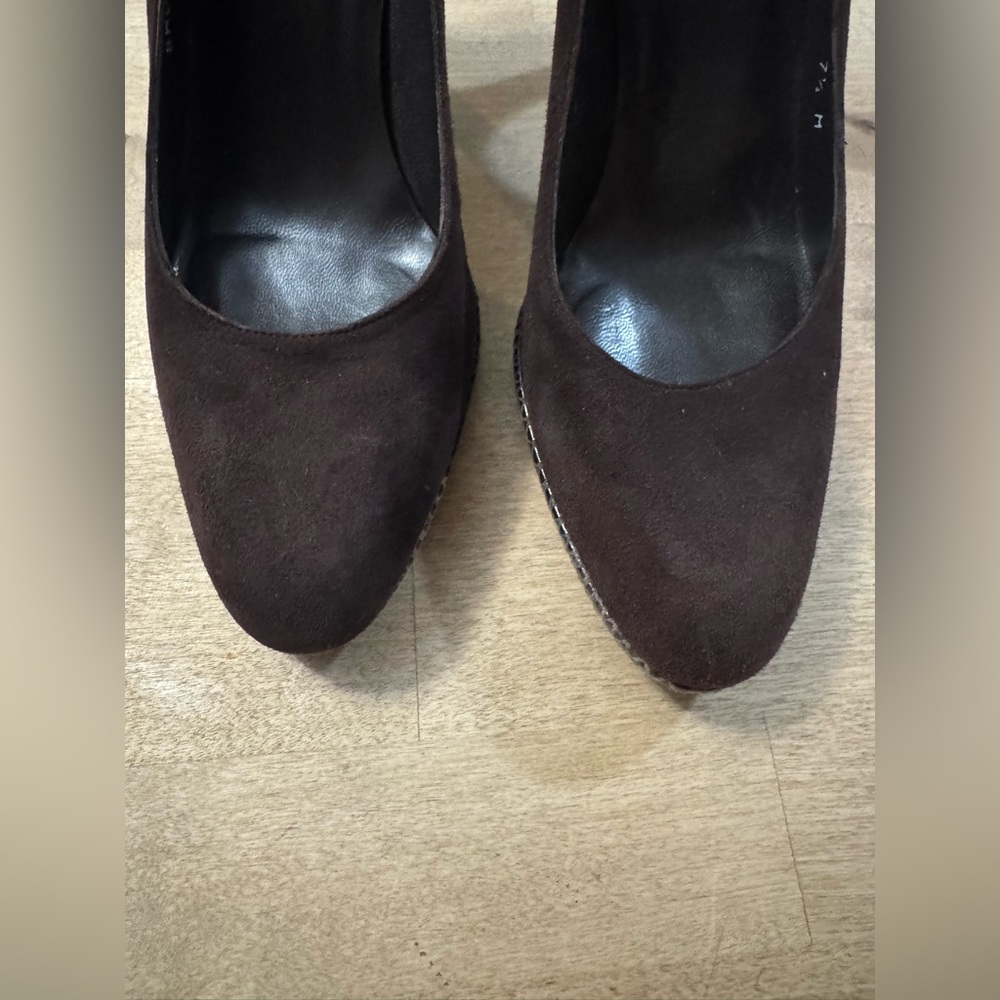 Stuart Weitzman chocolate Brown Suede Heels - Picture 14 of 14